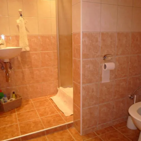 Jana בית הארחה 3*